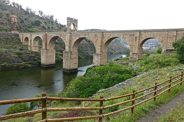 pueblos preciosos en Extremadura - Alcantara